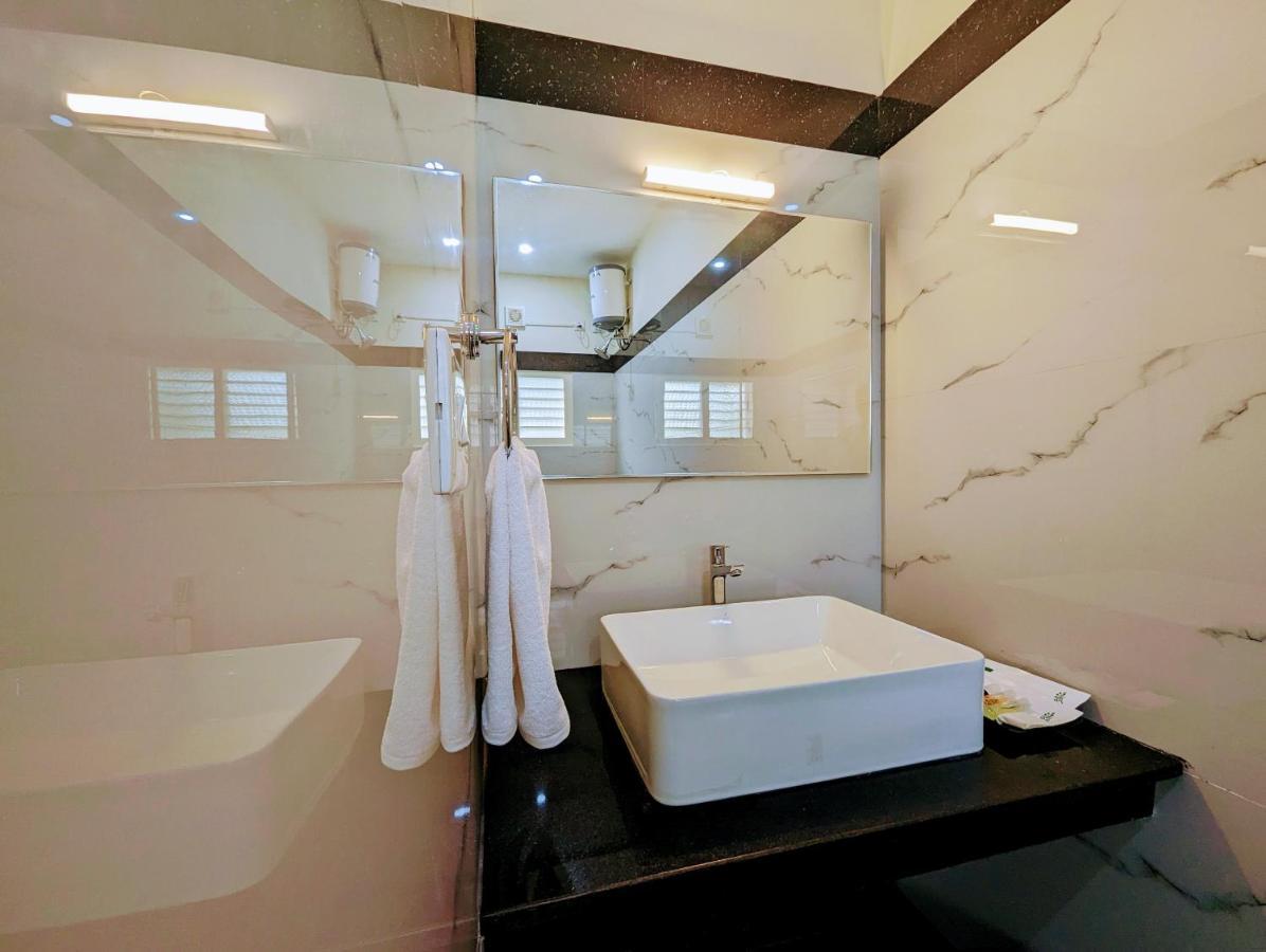 Tpc Camphor Hotel Tiruchirappalli ภายนอก รูปภาพ