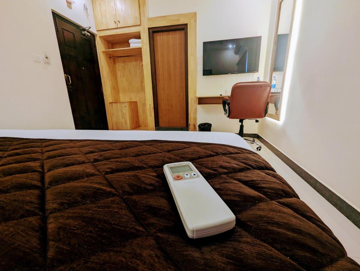 Tpc Camphor Hotel Tiruchirappalli ภายนอก รูปภาพ