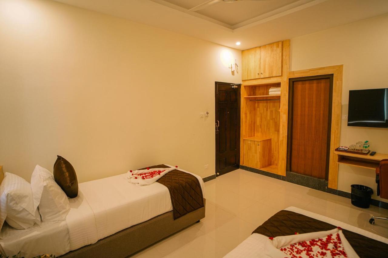 Tpc Camphor Hotel Tiruchirappalli ภายนอก รูปภาพ