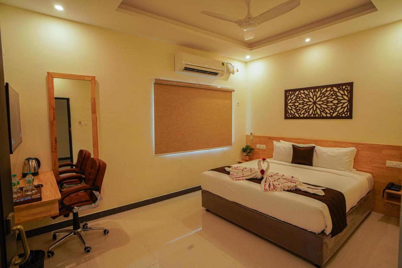 Tpc Camphor Hotel Tiruchirappalli ภายนอก รูปภาพ