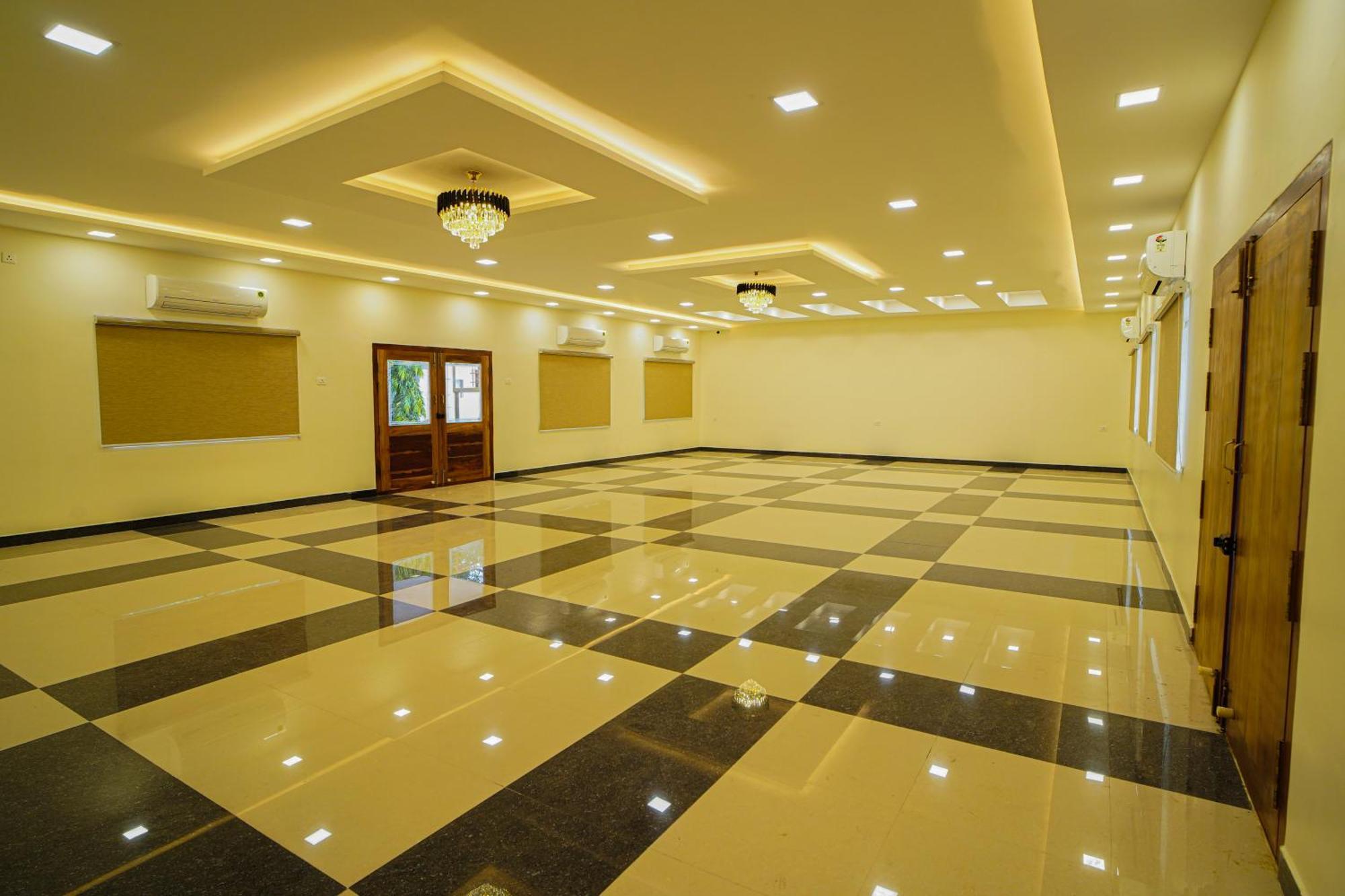 Tpc Camphor Hotel Tiruchirappalli ภายนอก รูปภาพ